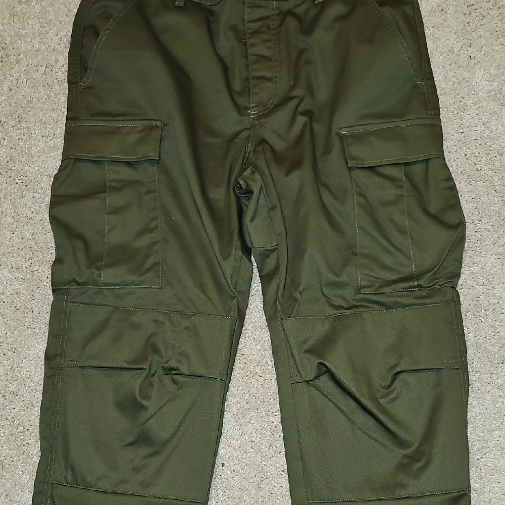 EMPYRE Men's Relax Loose Cargo Pants in Army Green- Baggy Streetwear - 33